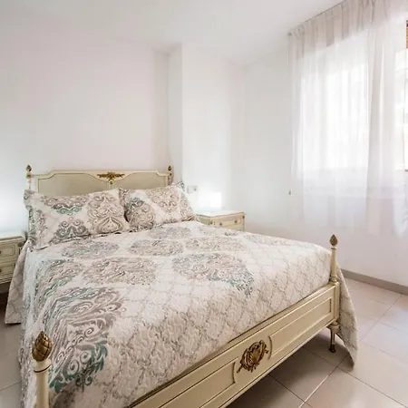 Stunning Apartment In Oropesa Del Mar Exterior photo